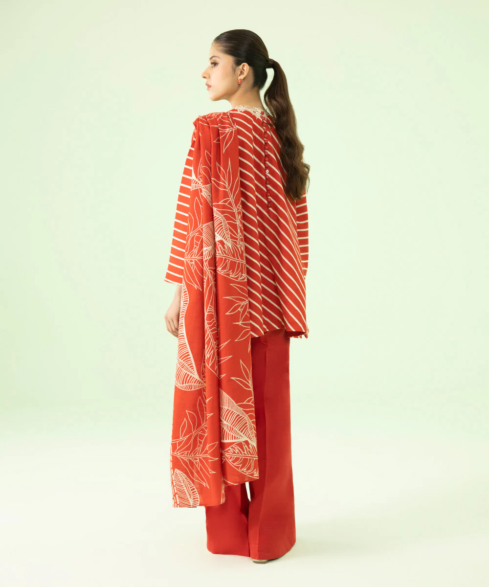 3 Piece - Embroidered Light Khaddar Suit