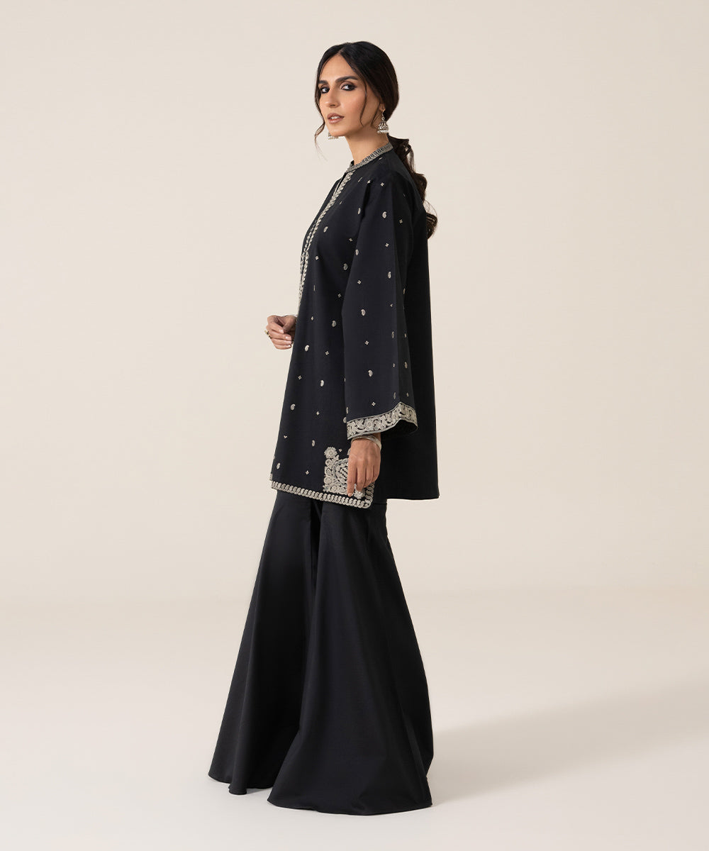 3 Piece - Embroidered Textured Lawn Suit