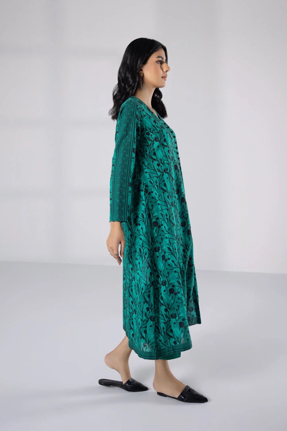 2 Piece - Printed Khaddar Suit