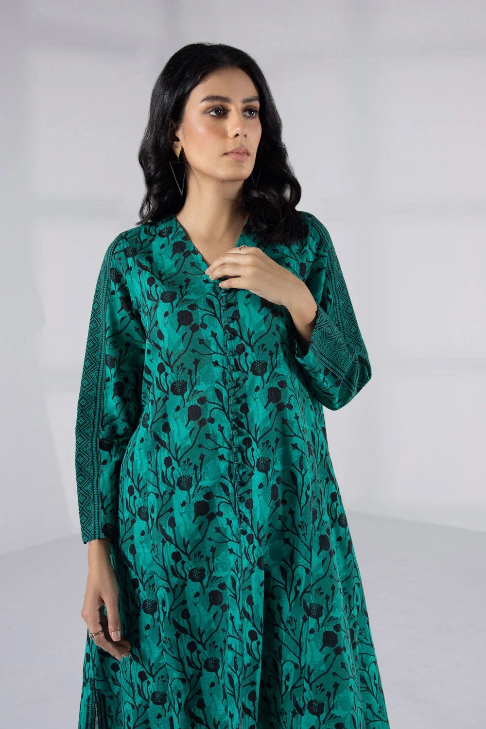 2 Piece - Printed Khaddar Suit