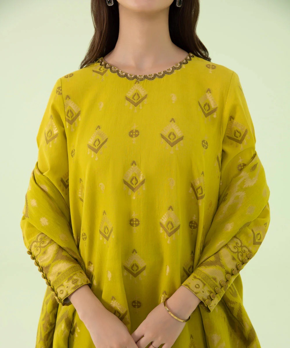 3 Piece - Embroidered Jacquard Suit