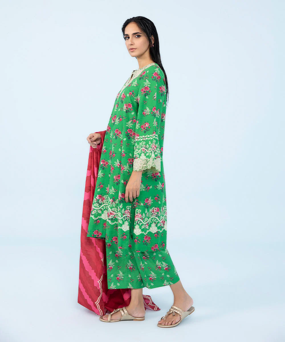 3 Piece - Embroidered Light Khaddar Suit