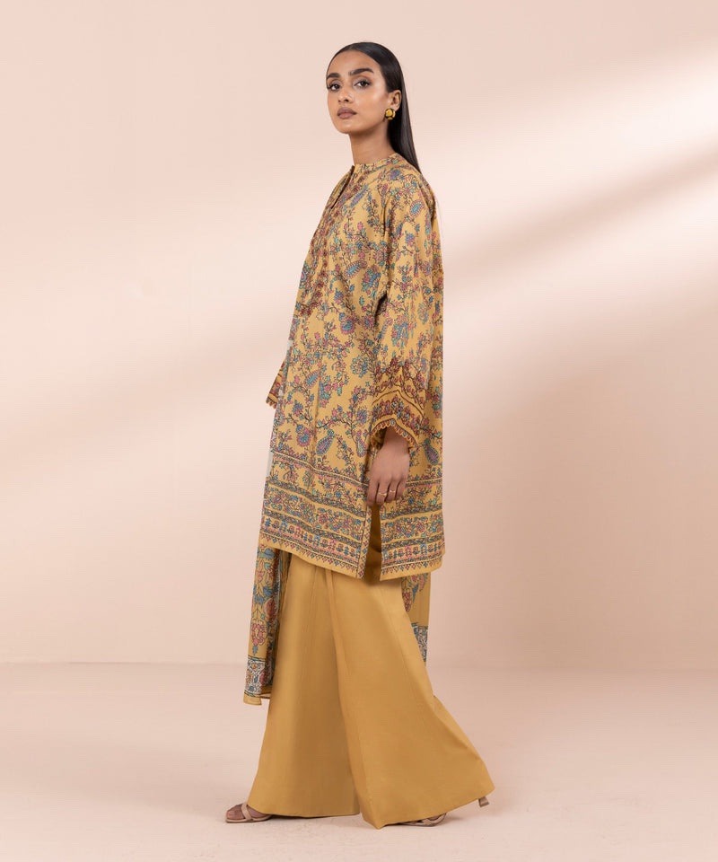 3 Piece - Embroidered Lawn Suit