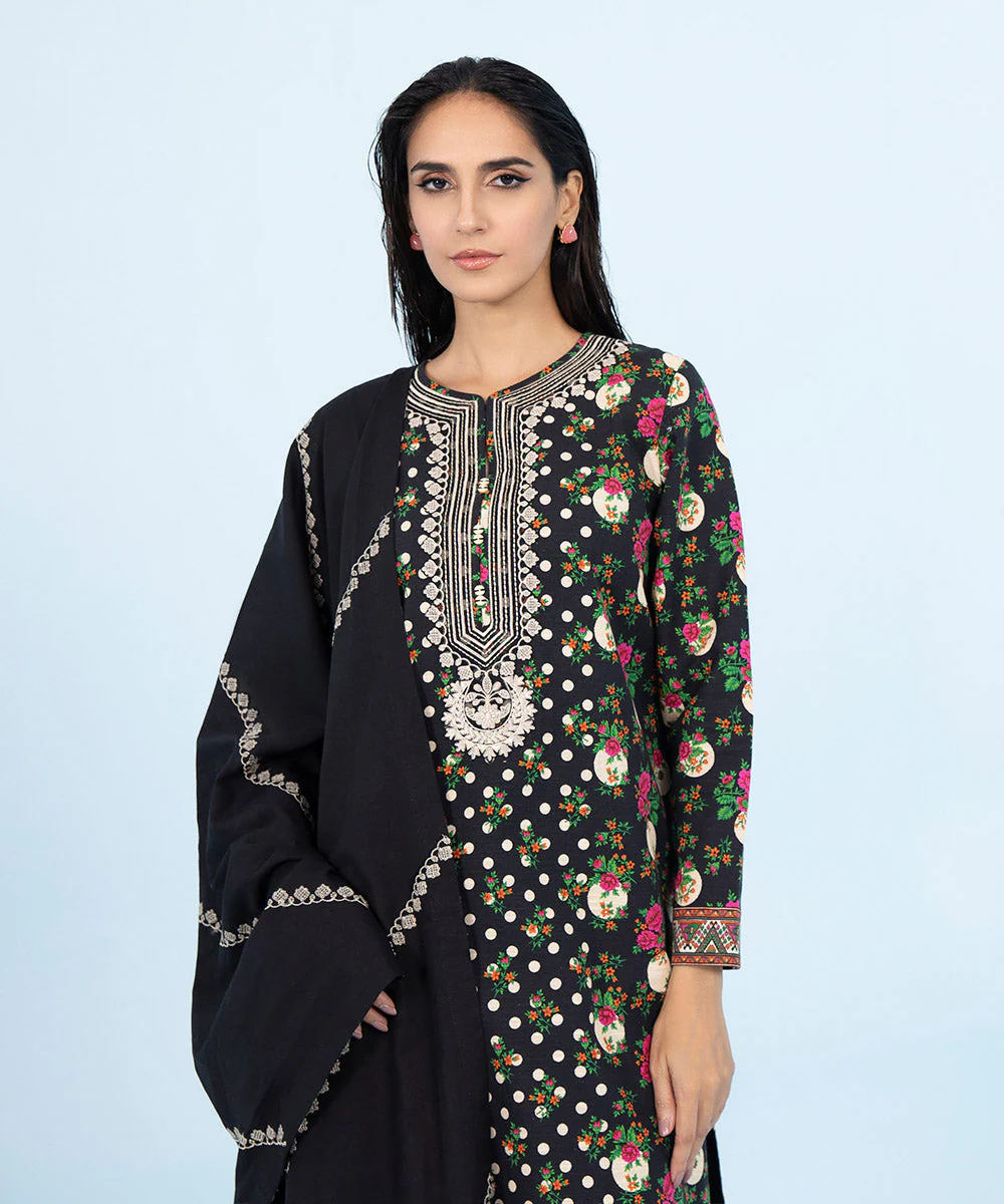 3 Piece - Embroidered Light Khaddar Suit