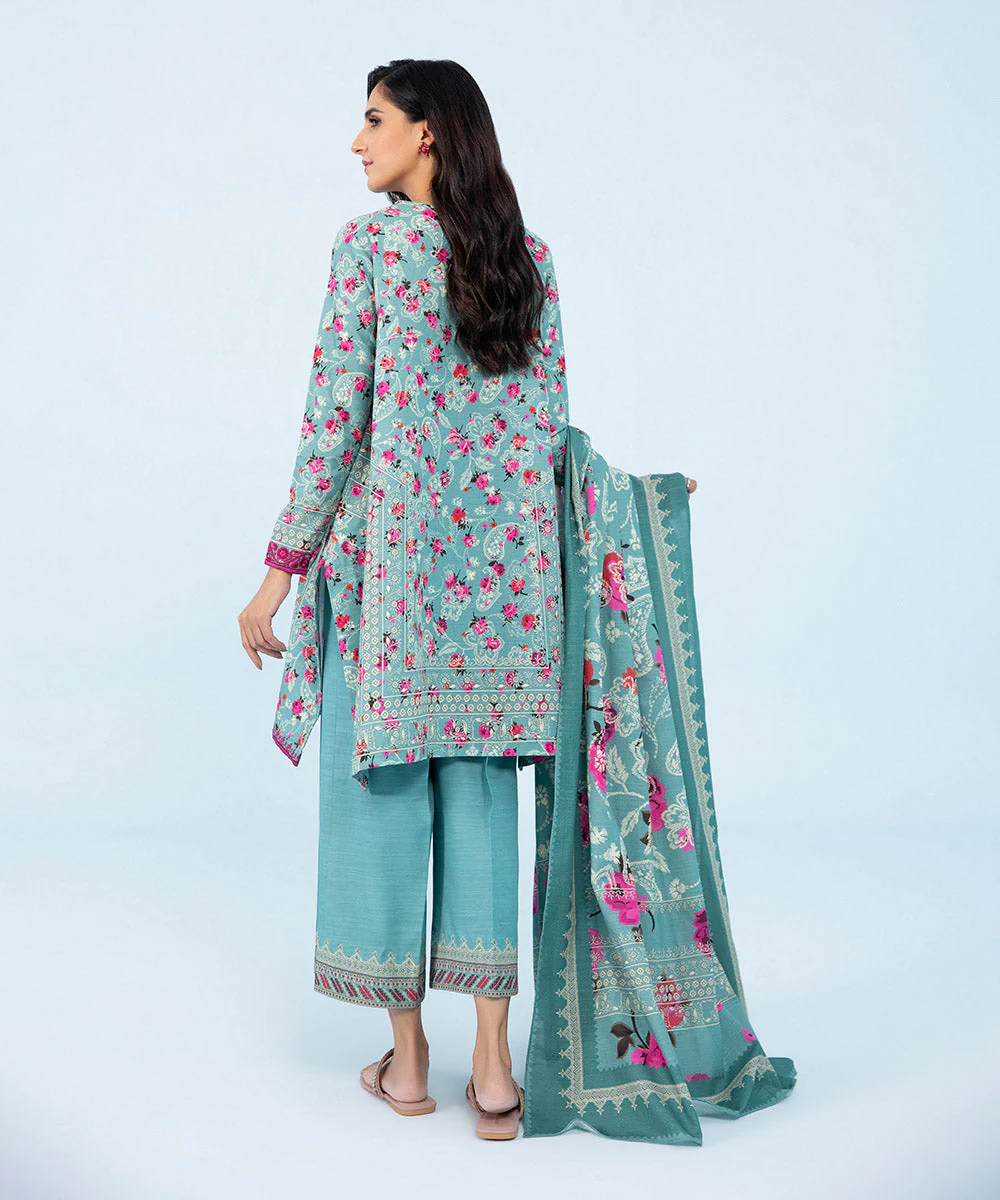 3 Piece - Embroidered Light Khaddar Suit