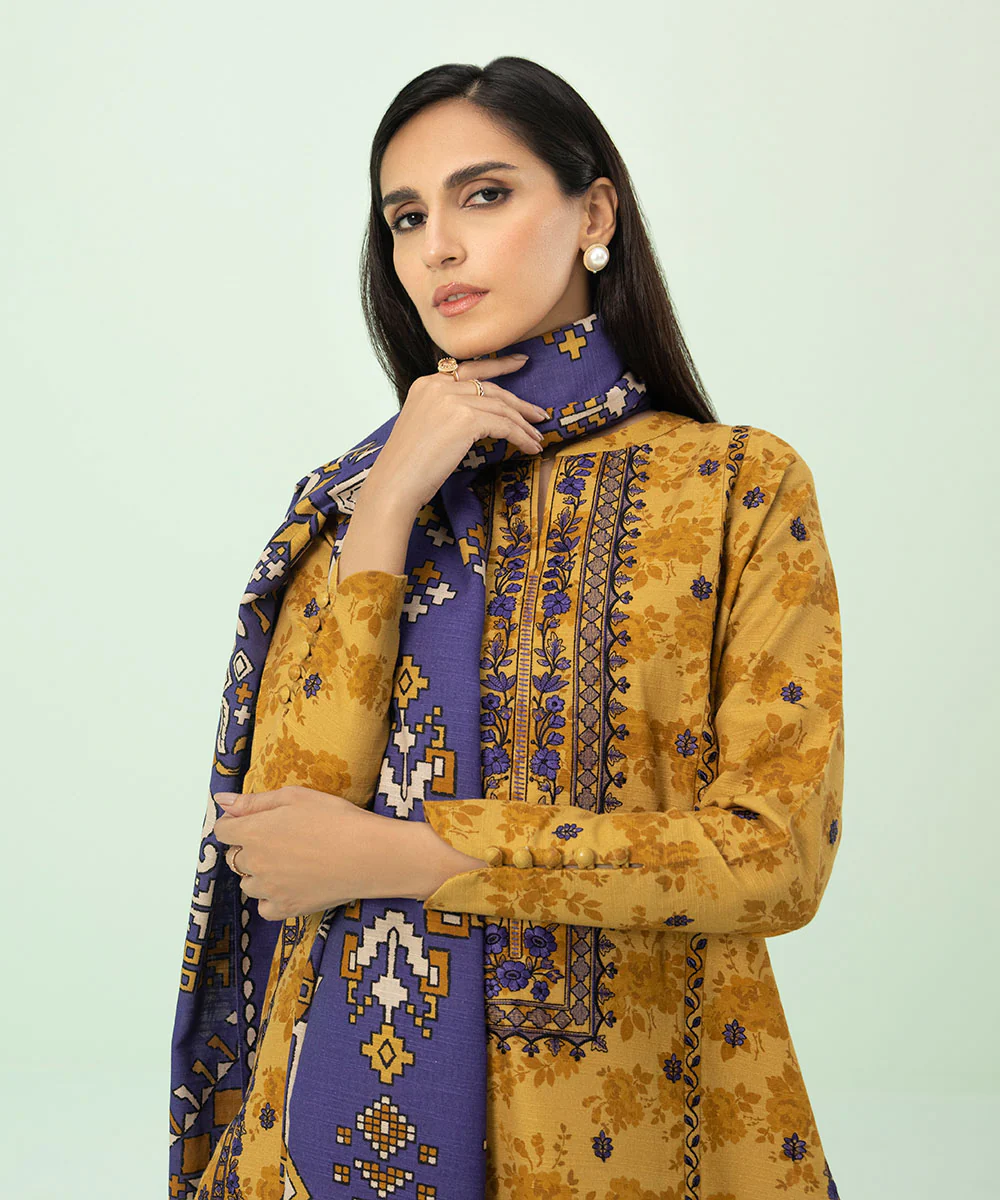 3 Piece - Embroidered Khaddar Suit