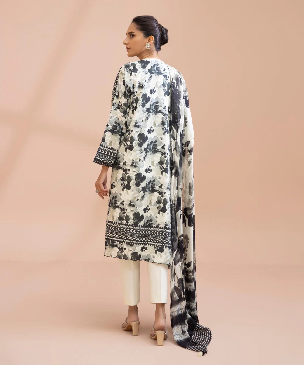 3 Piece - Printed Lawn Suit