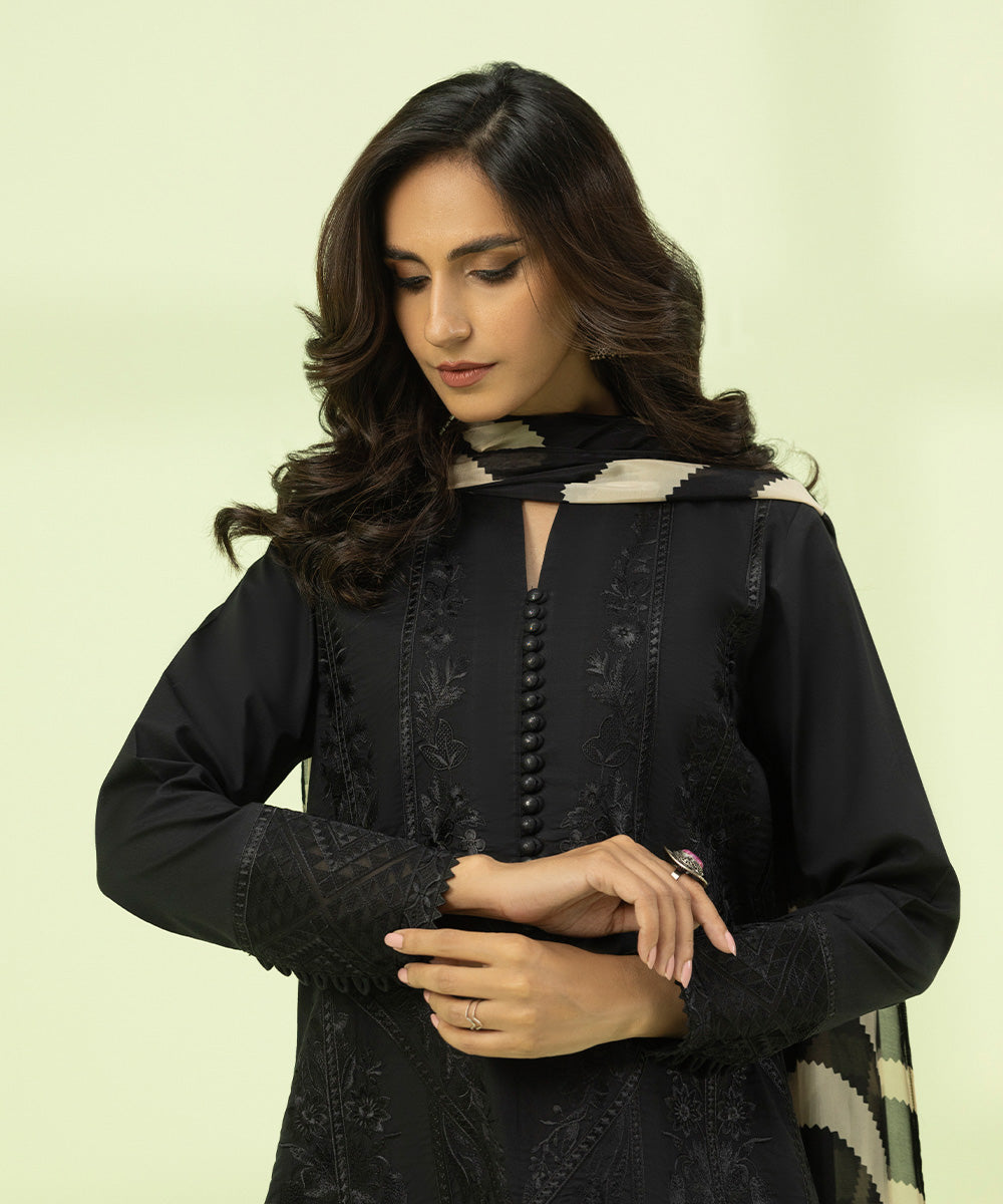 3 Piece - Embroidered Lawn Cambric Suit