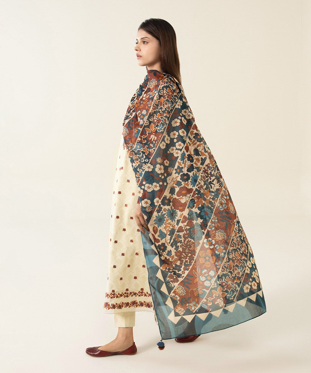 3 Piece - Embroidered Textured Lawn Suit