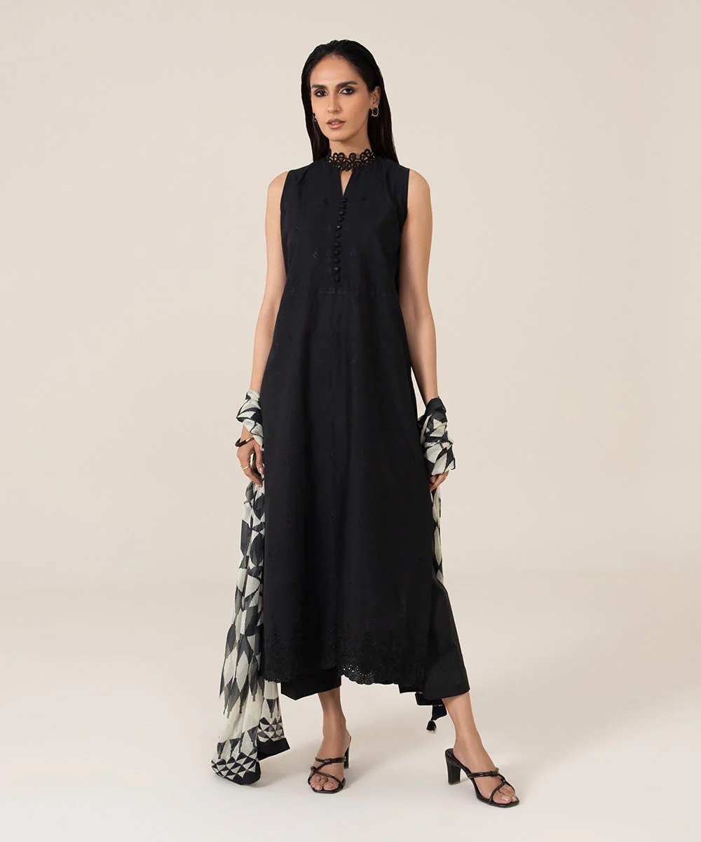 3 Piece - Embroidered Textured Lawn Suit