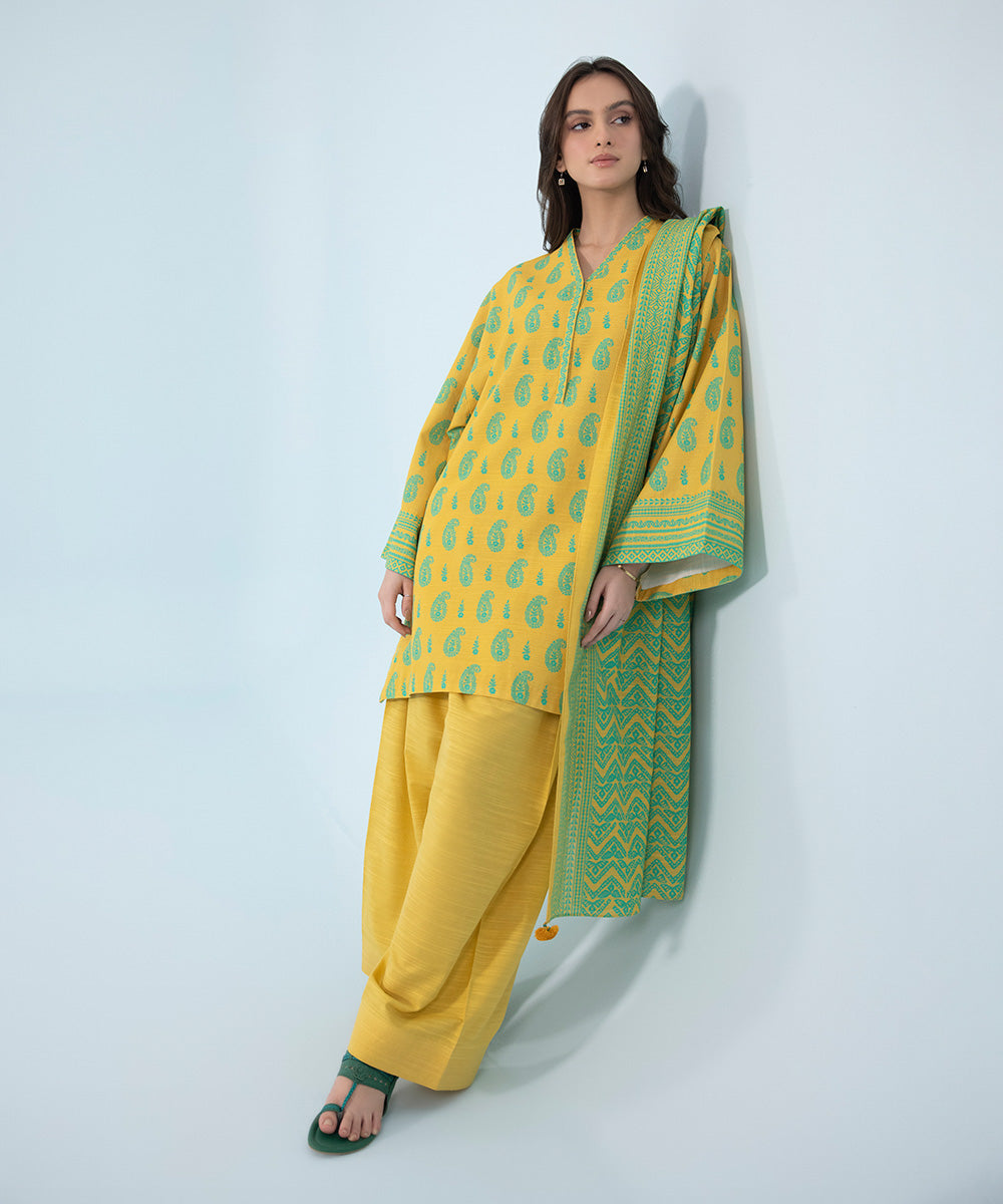 2 Piece - Printed Khaddar Suit