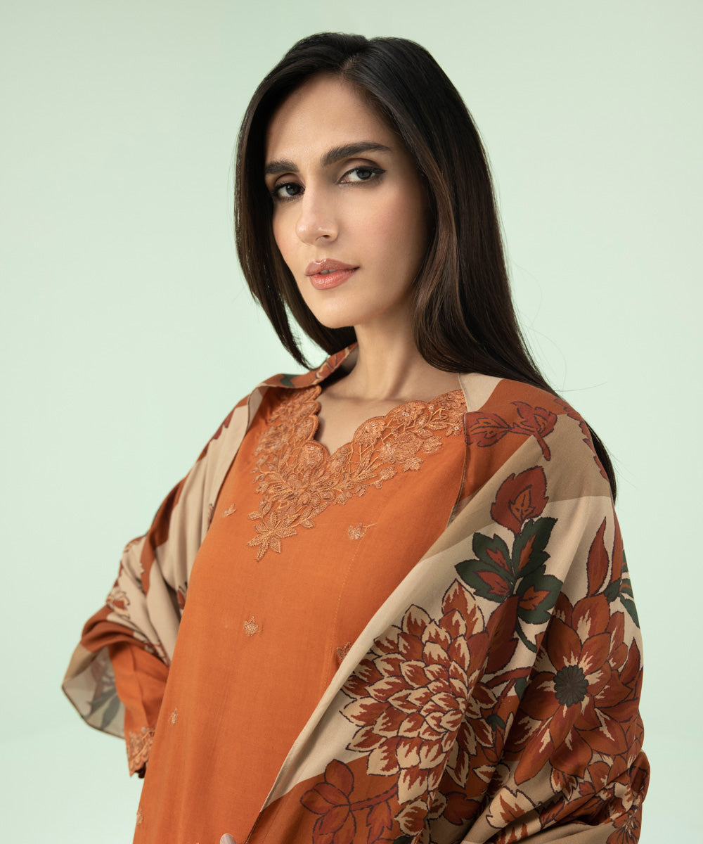 3 Piece - Embroidered Linen Suit