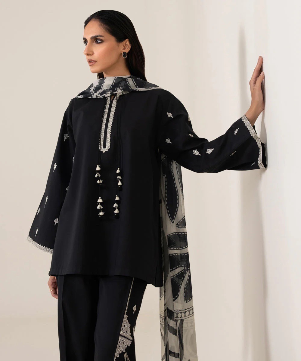3 Piece - Dyed Embroidered Lawn Suit