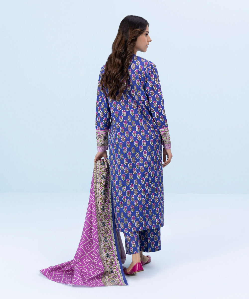 3 Piece - Printed Khaddar Suit