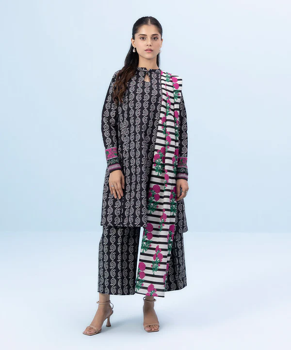 3 Piece - Printed Khaddar Suit