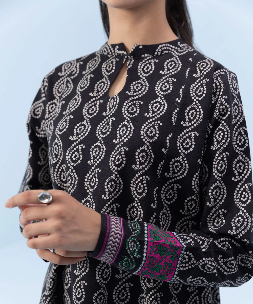3 Piece - Printed Khaddar Suit