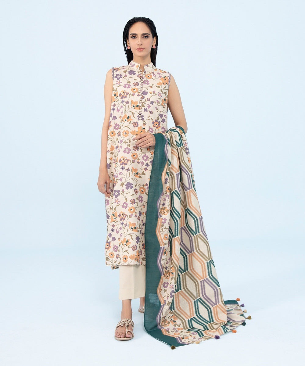3 Piece - Printed Khaddar Suit