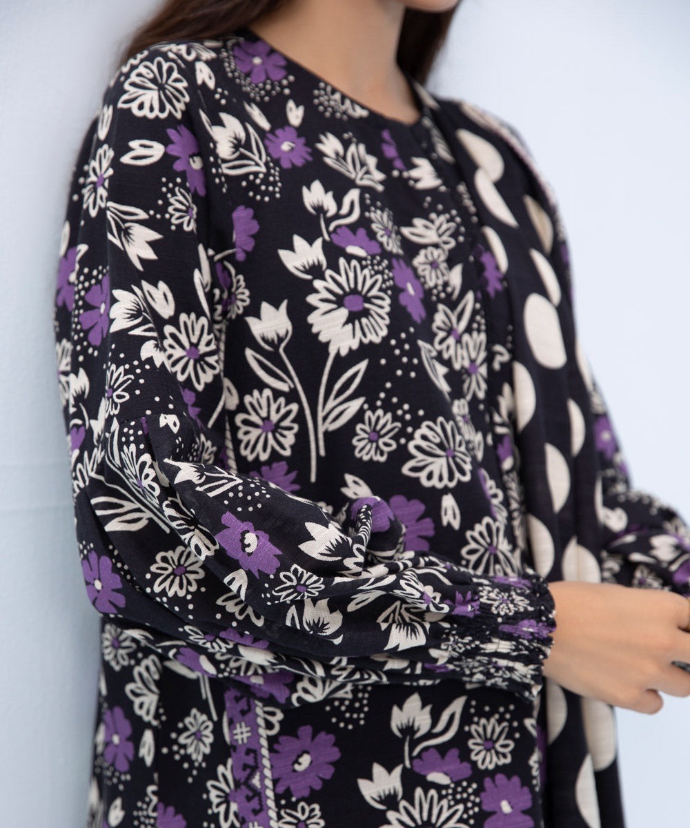 3 Piece - Printed Khaddar Suit