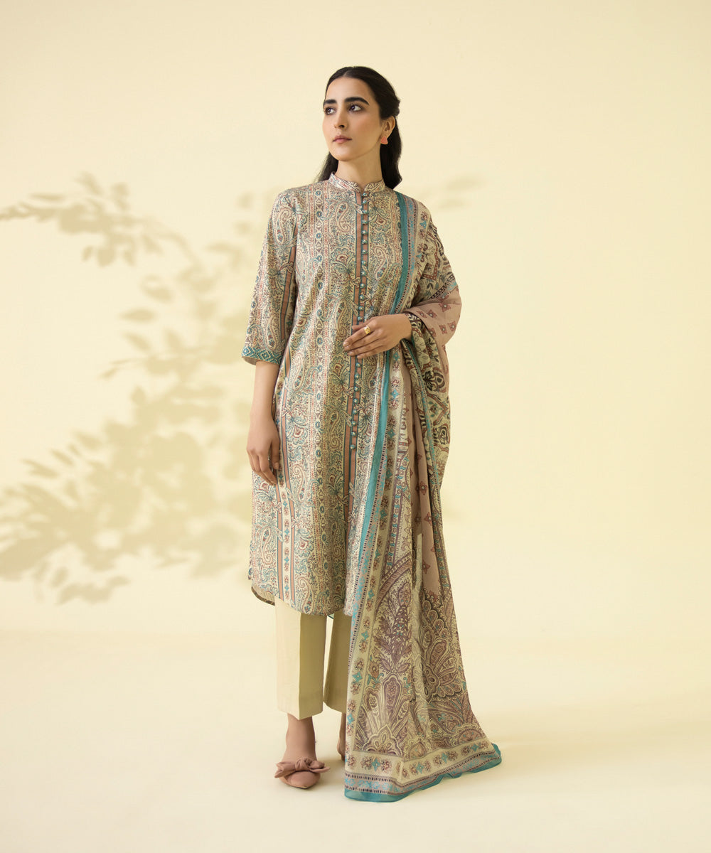 2 Piece – Digital Printed Lawn Suit