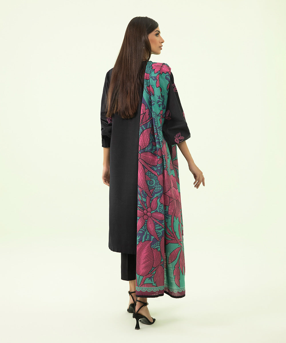 2 Piece - Embroidered Khaddar Suit