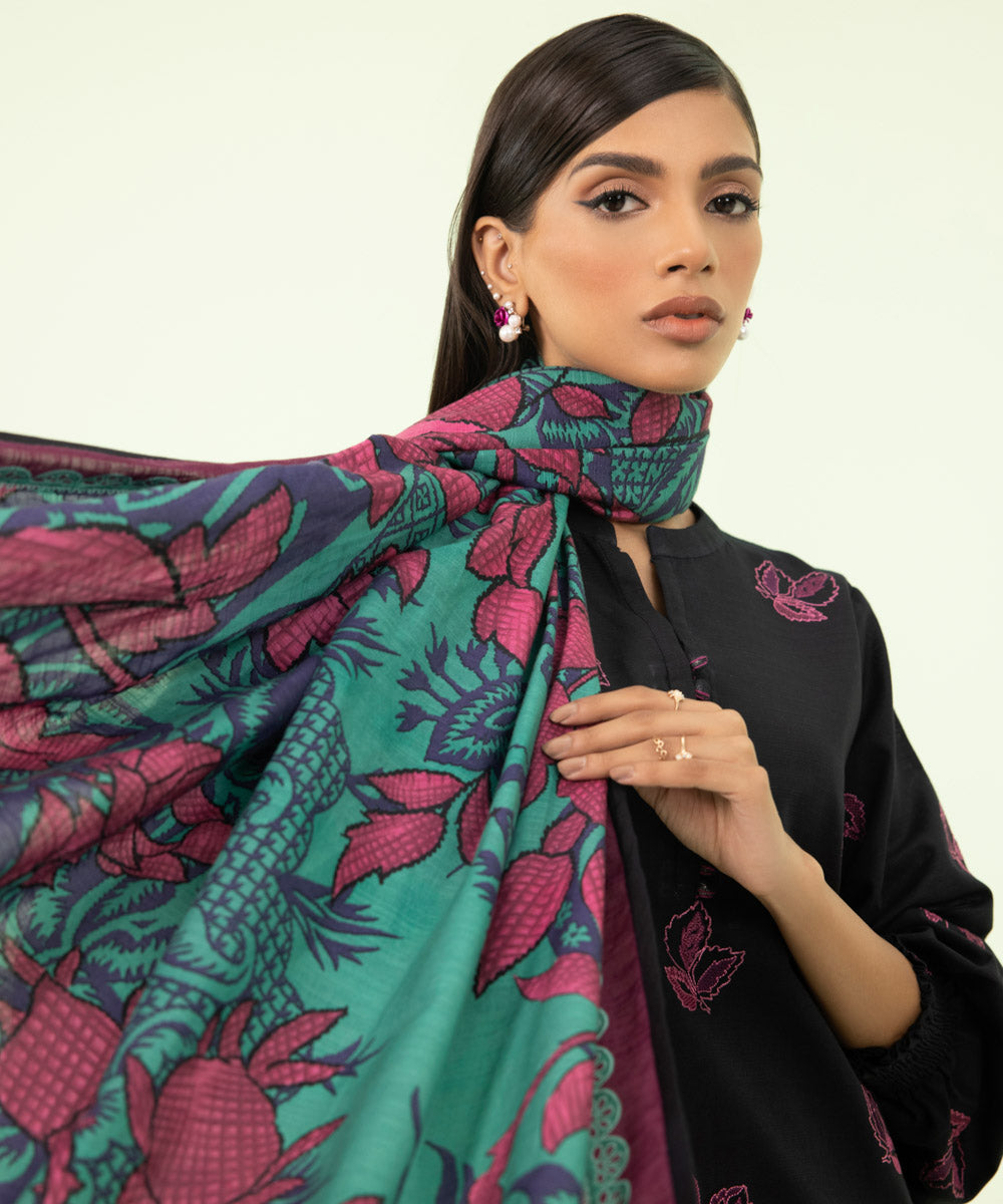 2 Piece - Embroidered Khaddar Suit