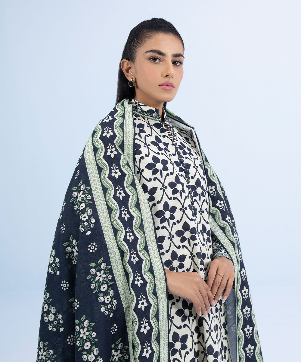 2 Piece - Printed Khaddar Suit