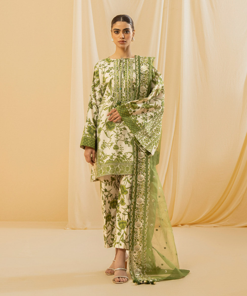 3 Piece - Digital Printed Textured Lawn Suit