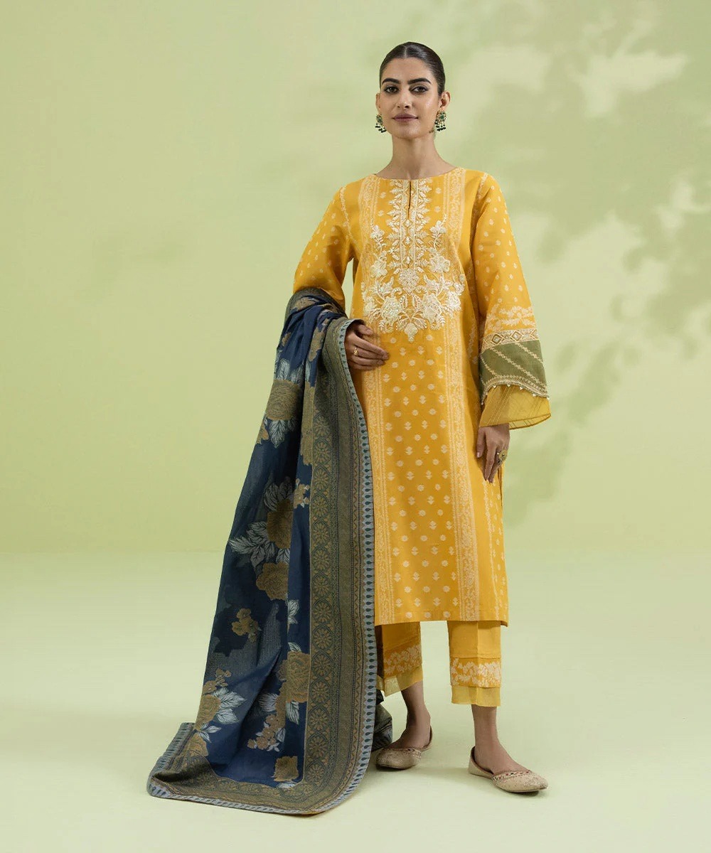 3 Piece - Embroidered Jacquard Suit