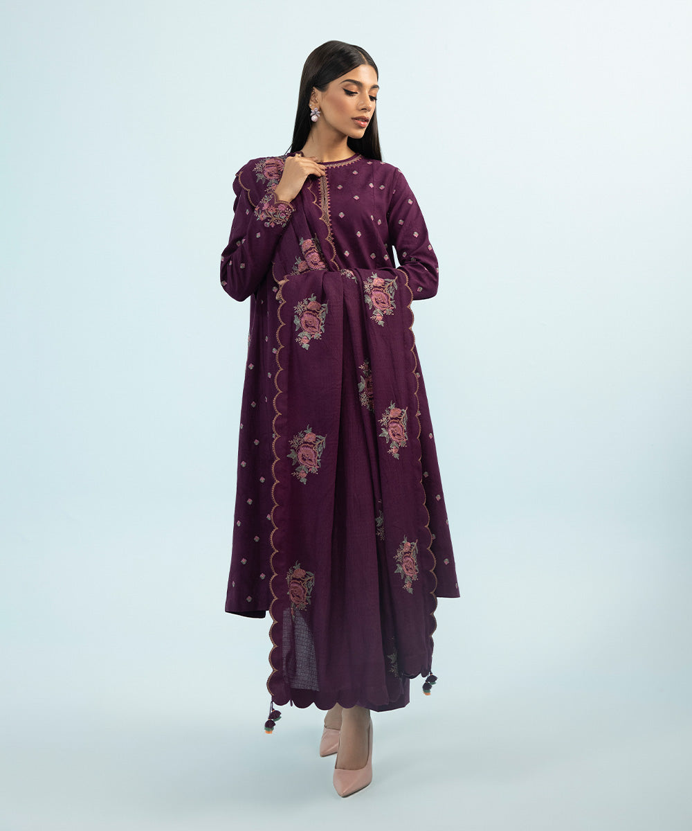 3 Piece – Embroidered Jacquard Suit