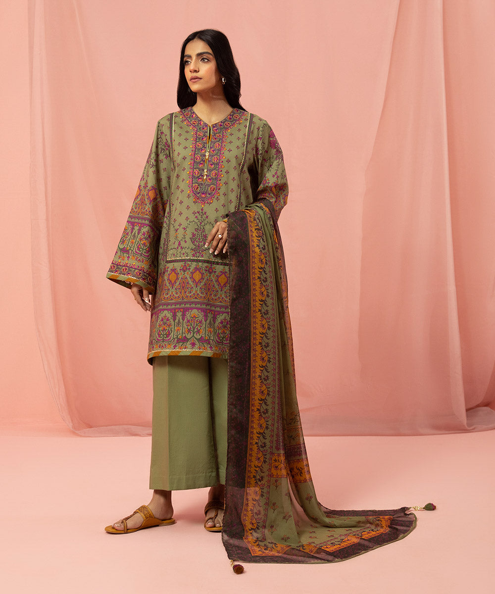 3 Piece - Embroidered Lawn Suit