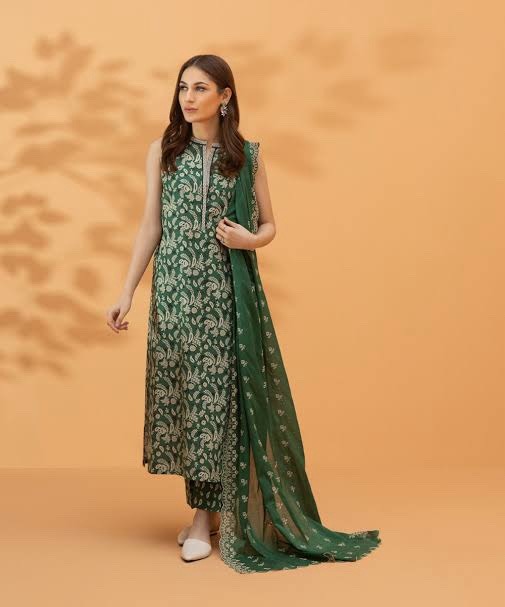 3 Piece - Embroidered Lawn Suit