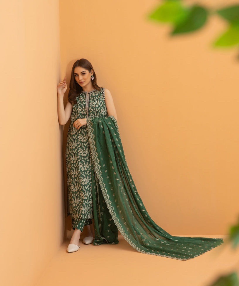 3 Piece - Embroidered Lawn Suit