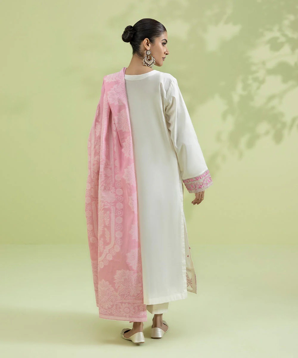 3 Piece - Embroidered Lawn Suit