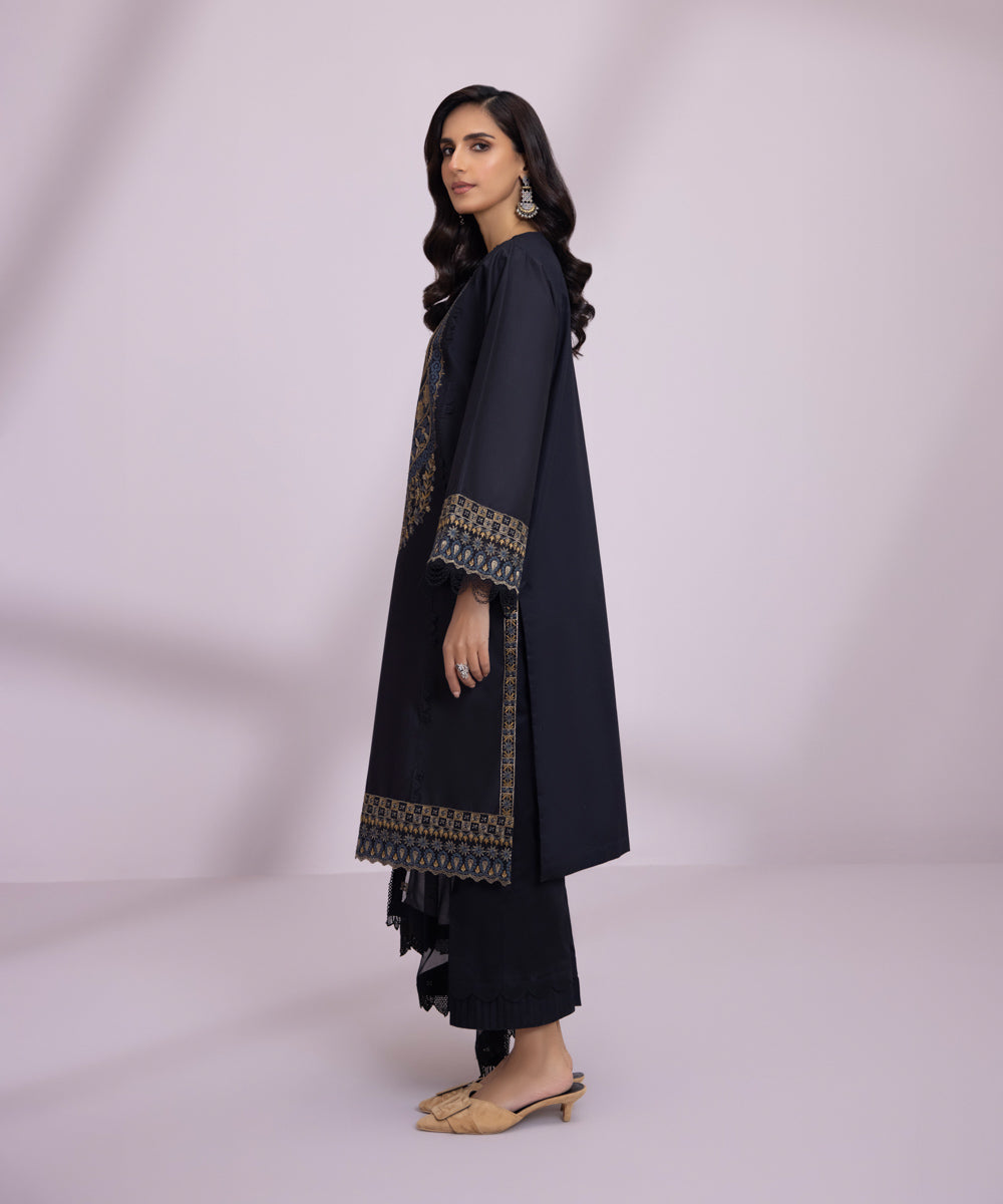 3 Piece - Embroidered Lawn Suit
