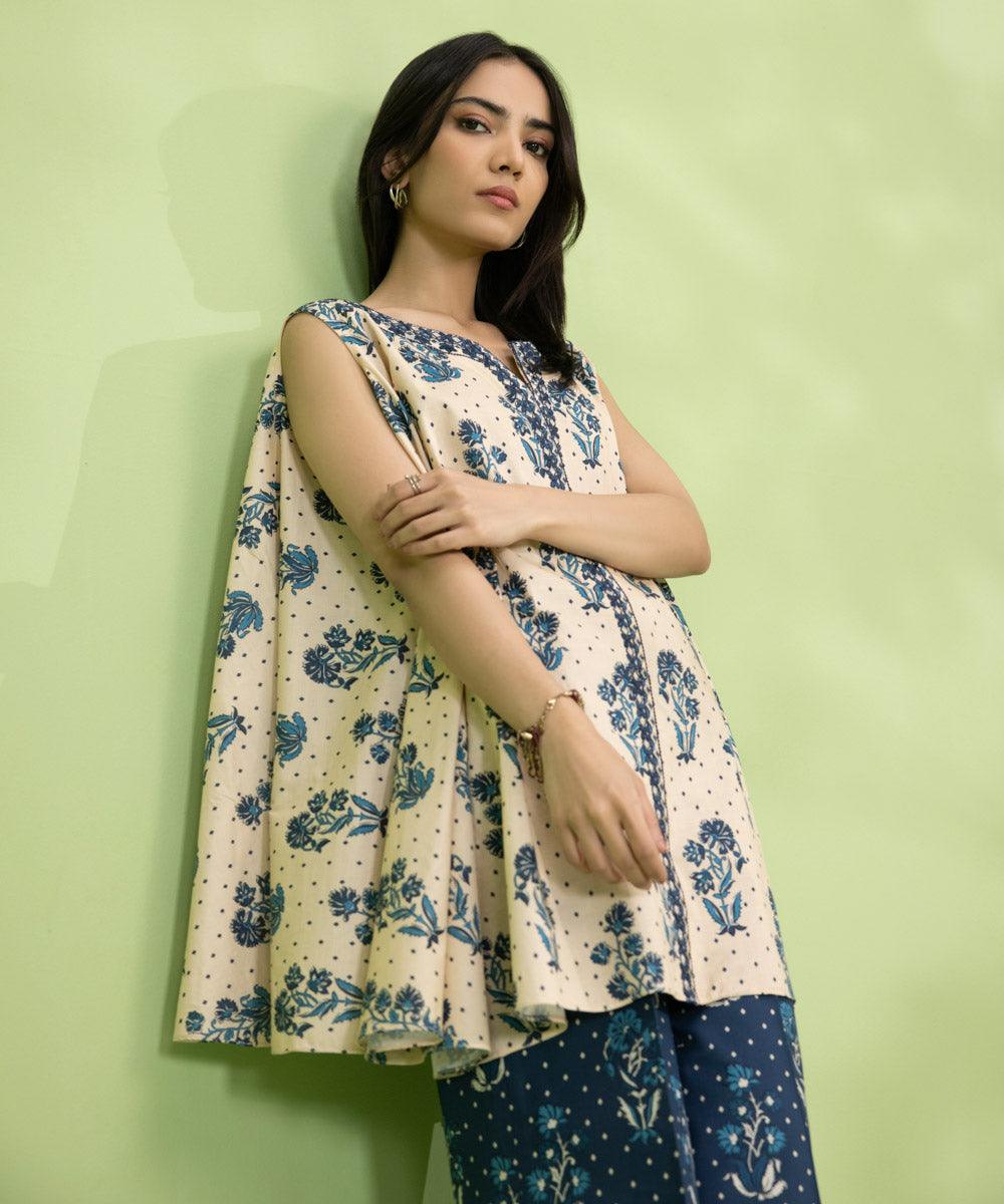 2 Piece - Embroidered Lawn Suit