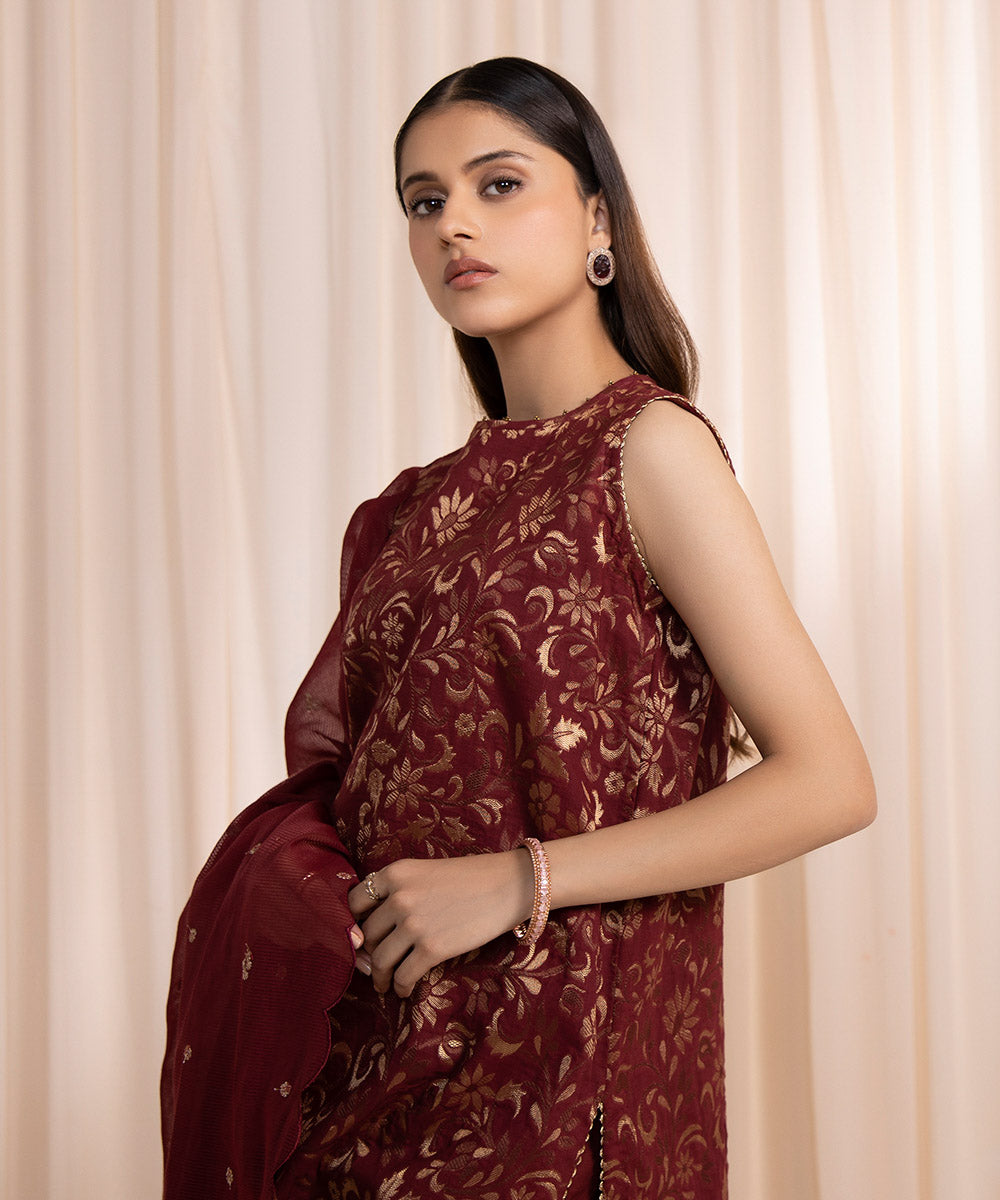 3 Piece - Embroidered Jacquard Suit