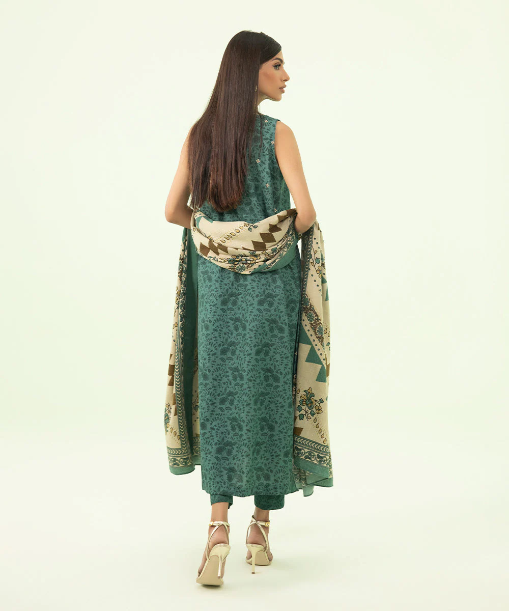 3 Piece - Embroidered Khaddar Suit