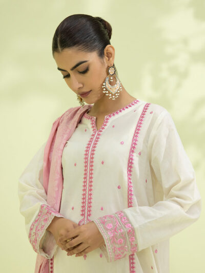 3 Piece - Embroidered Lawn Suit